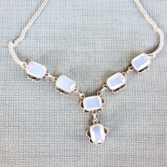 New Milky Opalite 925 Silver Necklace. - Picture 12 of 15